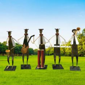 抽象音樂人吹拉彈唱 鐵藝