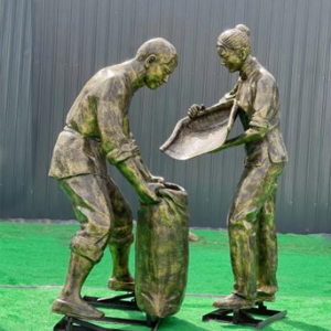 仿銅玻璃鋼農耕收糧食人物